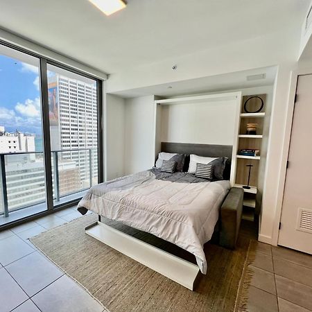 Spacious Studio In The Heart Of Downtown Miami Apartment Ngoại thất bức ảnh