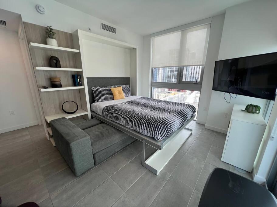 Spacious Studio In The Heart Of Downtown Miami Apartment Ngoại thất bức ảnh