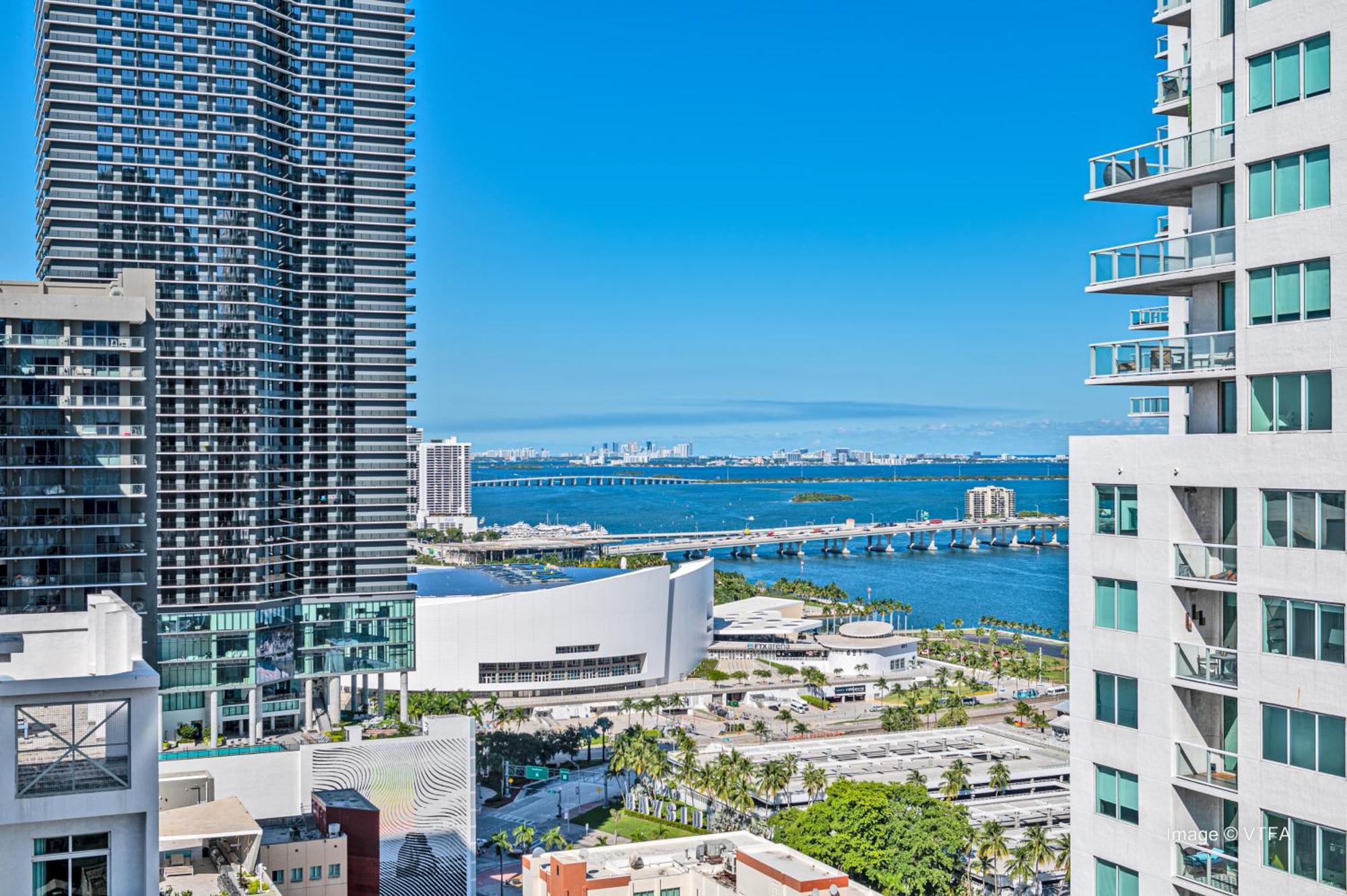 Spacious Studio In The Heart Of Downtown Miami Apartment Ngoại thất bức ảnh